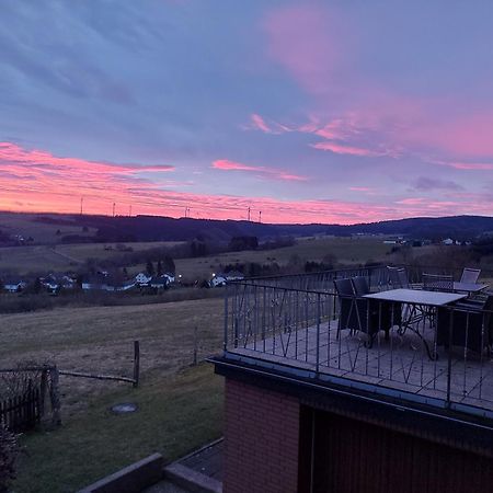 Ferienhaus Hescheld With Private Jacuzzi Hellenthal Luaran gambar
