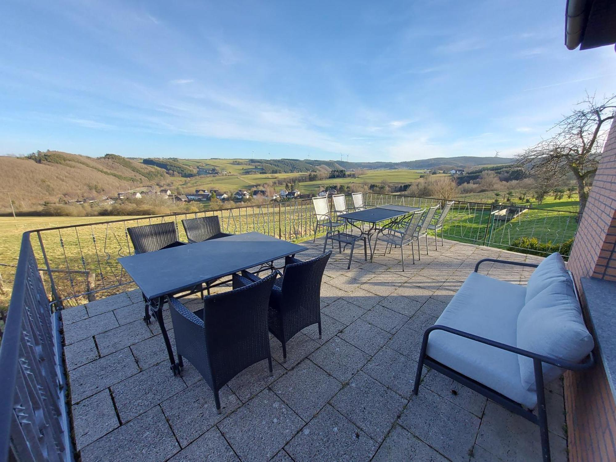 Ferienhaus Hescheld With Private Jacuzzi Hellenthal Luaran gambar