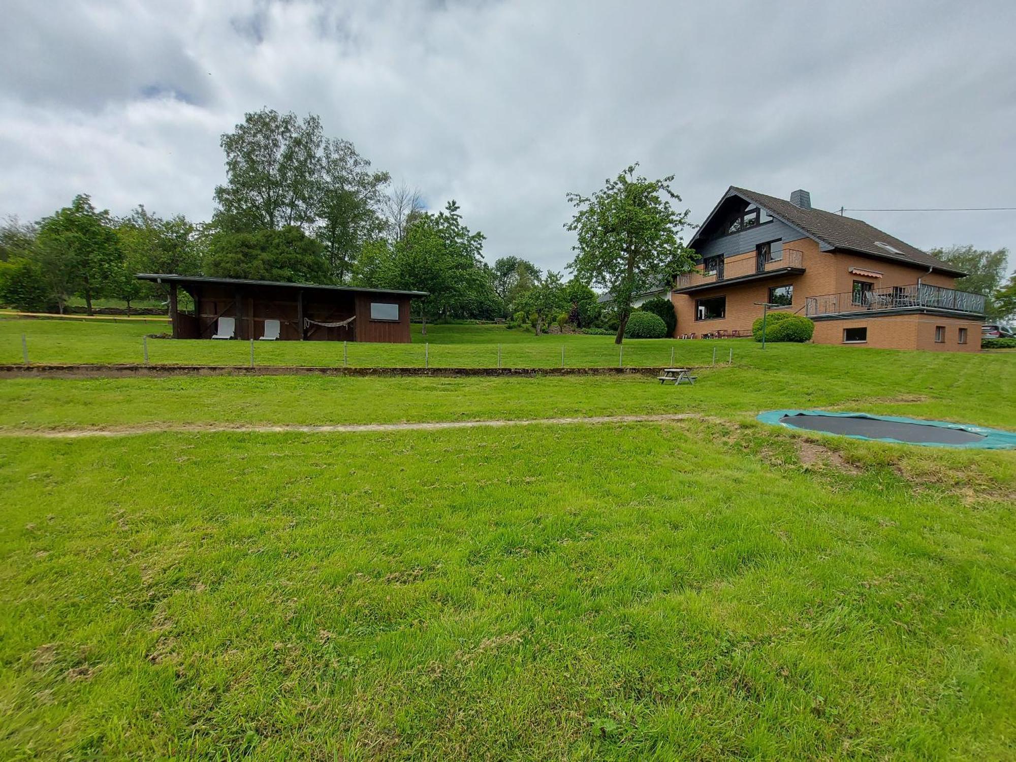 Ferienhaus Hescheld With Private Jacuzzi Hellenthal Luaran gambar